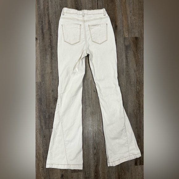 Banjara Cream Flare Jeans for Women Size 0/23 - Picture 5 of 8
